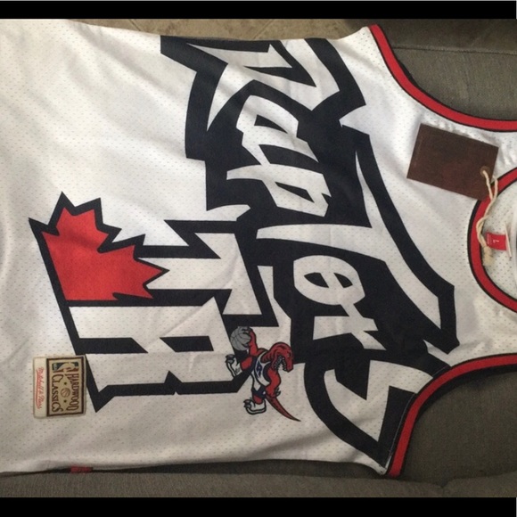 SOLD Raptors jersey SOLD - Picture 1 of 1